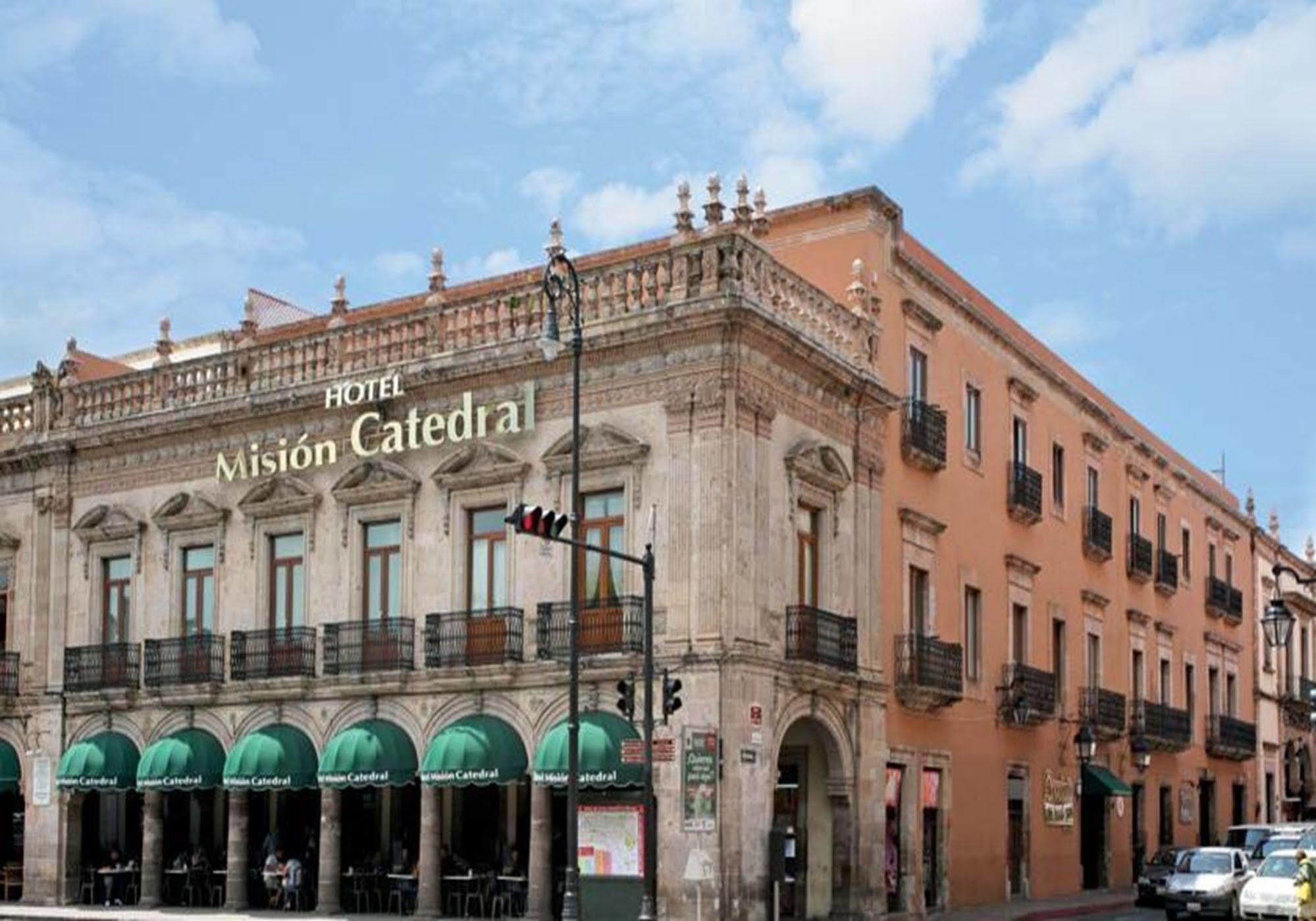 Mision Catedral Morelia Exterior foto